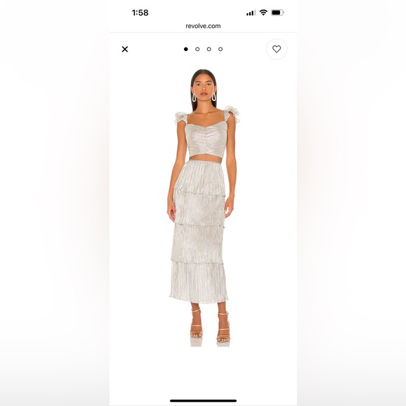 Revolve Saylor Gianna Set in Platinum - Picture 1 of 6